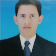 Profesor de Filosofía enseña varios campos de las ciencias sociales a población ( entre 17 y 60 años) en Bogotá